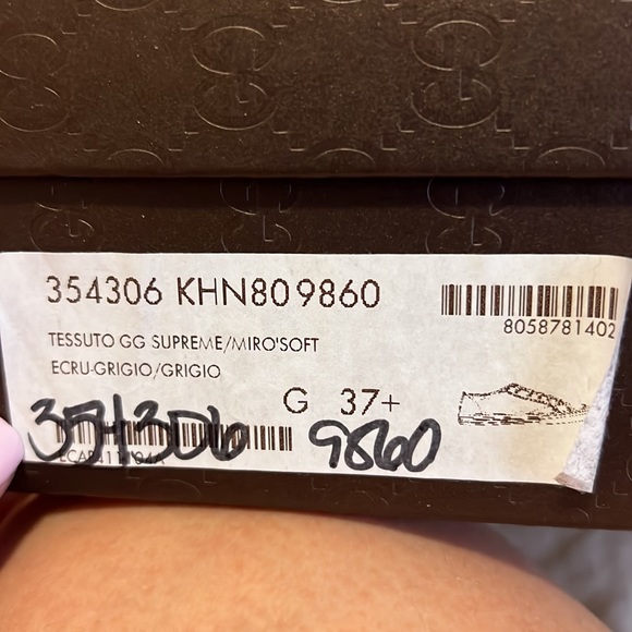 Gucci Sneakers: Tessuto GG Supreme Miro'soft Ecru Grigio Sneakers - Picture 6 of 7